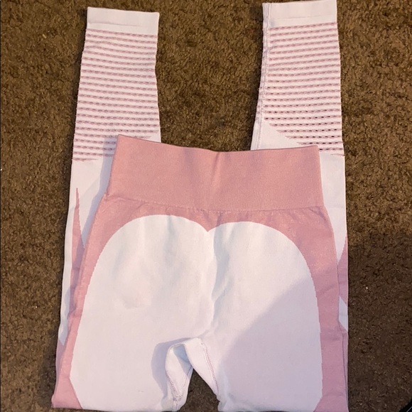 Activewear Set - Picture 4 of 4